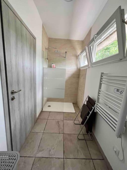 Appartement Elegant Proche Rer/ Cdg / Parc Des Expos Sevran Ngoại thất bức ảnh